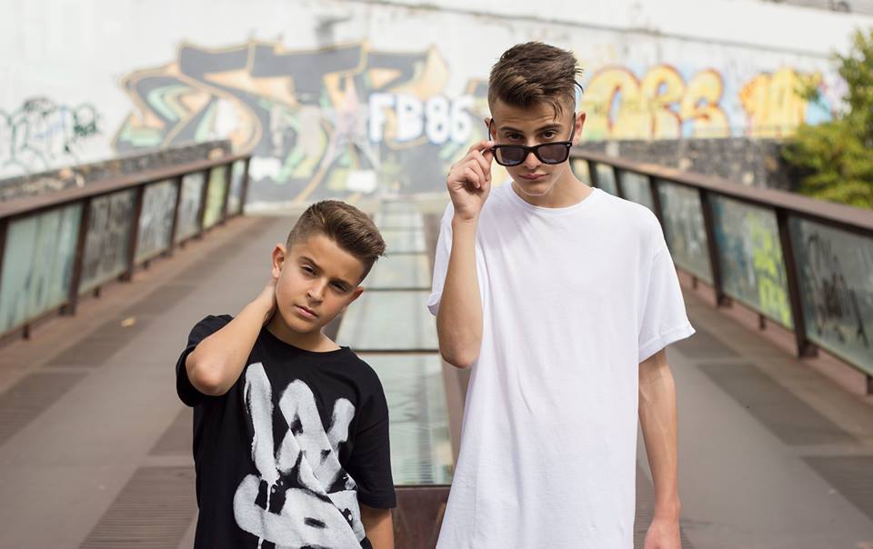 adexe & nau
