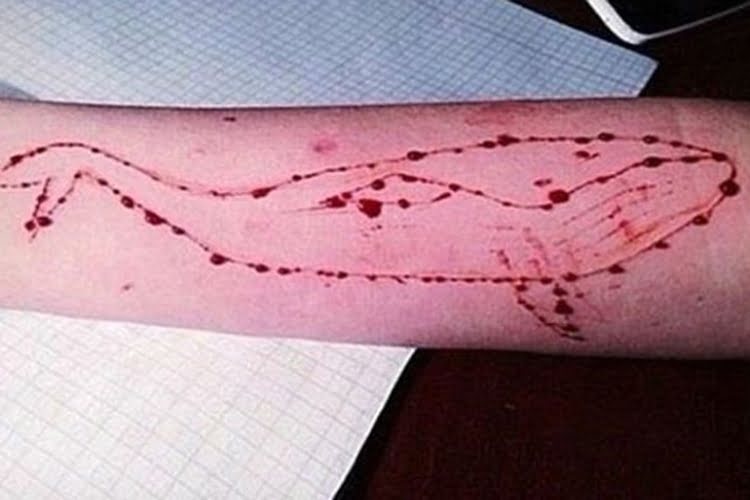 ballena_azul_juego_ruso