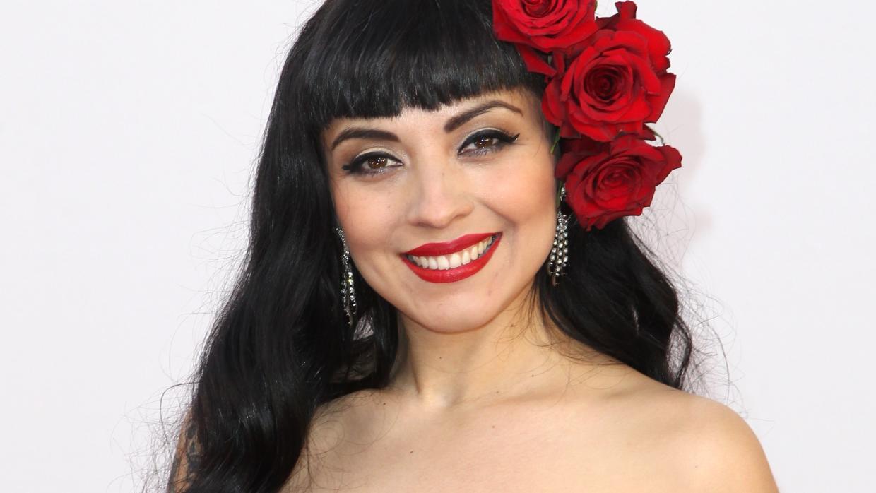 mon_laferte