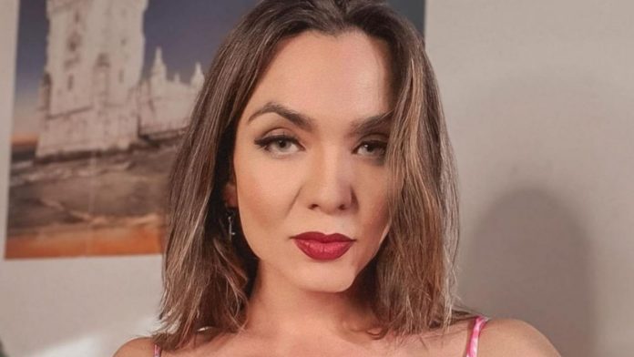  Fernanda Brown