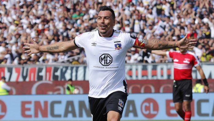 Esteban Paredes