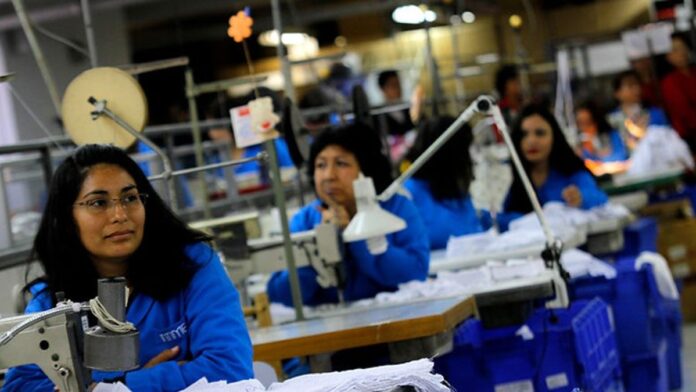 chilenos trabajo