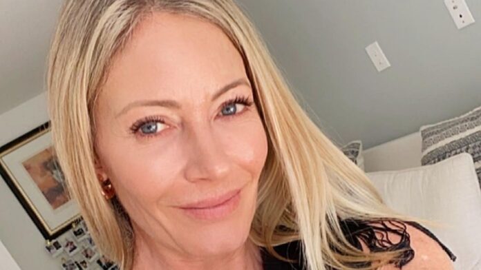 La opinión de Marcela Vacarezza Una que no se quiso quedar atrás en esta polémica, fue Marcela Vacarezza, quien uso de cuenta en Twitter para opinar al respecto. “Todo lo de Shakira, Piqué, los relojes, la canción, etcétera, me parece de lo más vulgar. Inteligente económicamente hablando, pero un triste espectáculo. A todo esto aún no escucho la canción. ¿Alguien más?“, escribió la expanelista de SQP.